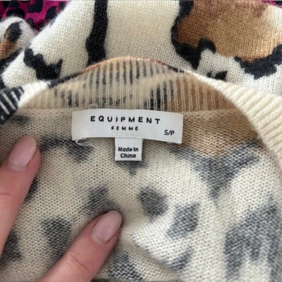 EQUIPMENT Melanie Leopard Sweater - Picture 4 of 4